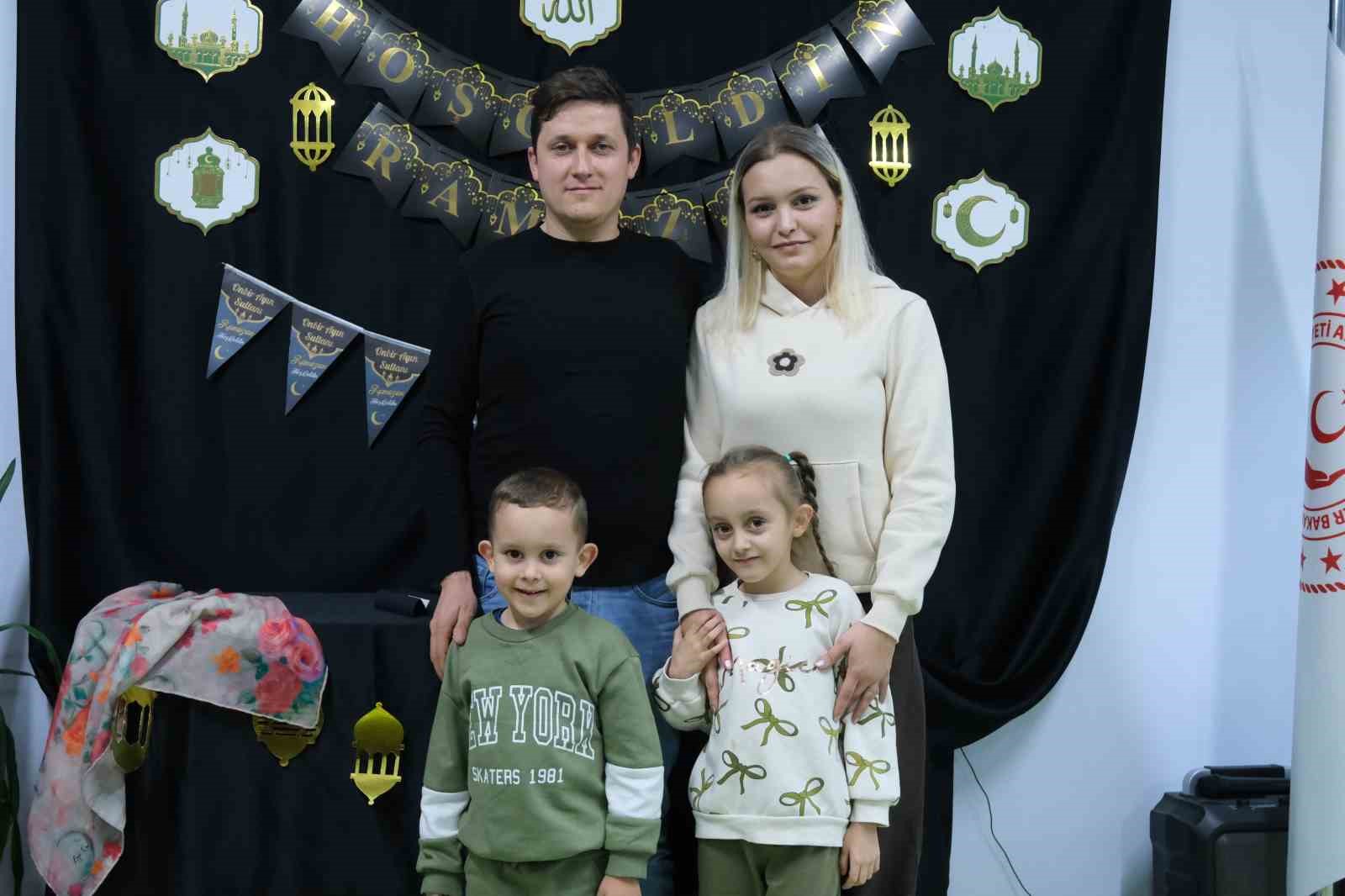 Eskişehir’de vefa sofrası: Devlet korumasında yetişen gençler iftarda buluştu
