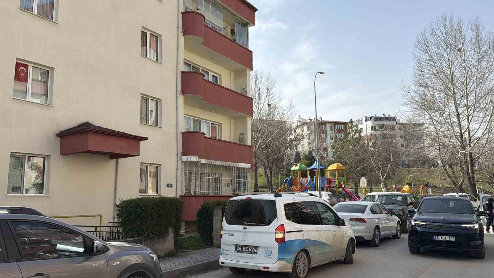 Eskişehir’de yalnız yaşlı kadın evinde ölü bulundu
