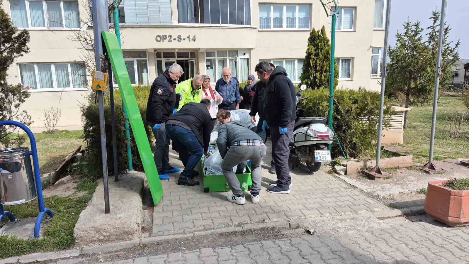 Eskişehir’de yaşlı kadının şüpheli ölümü
