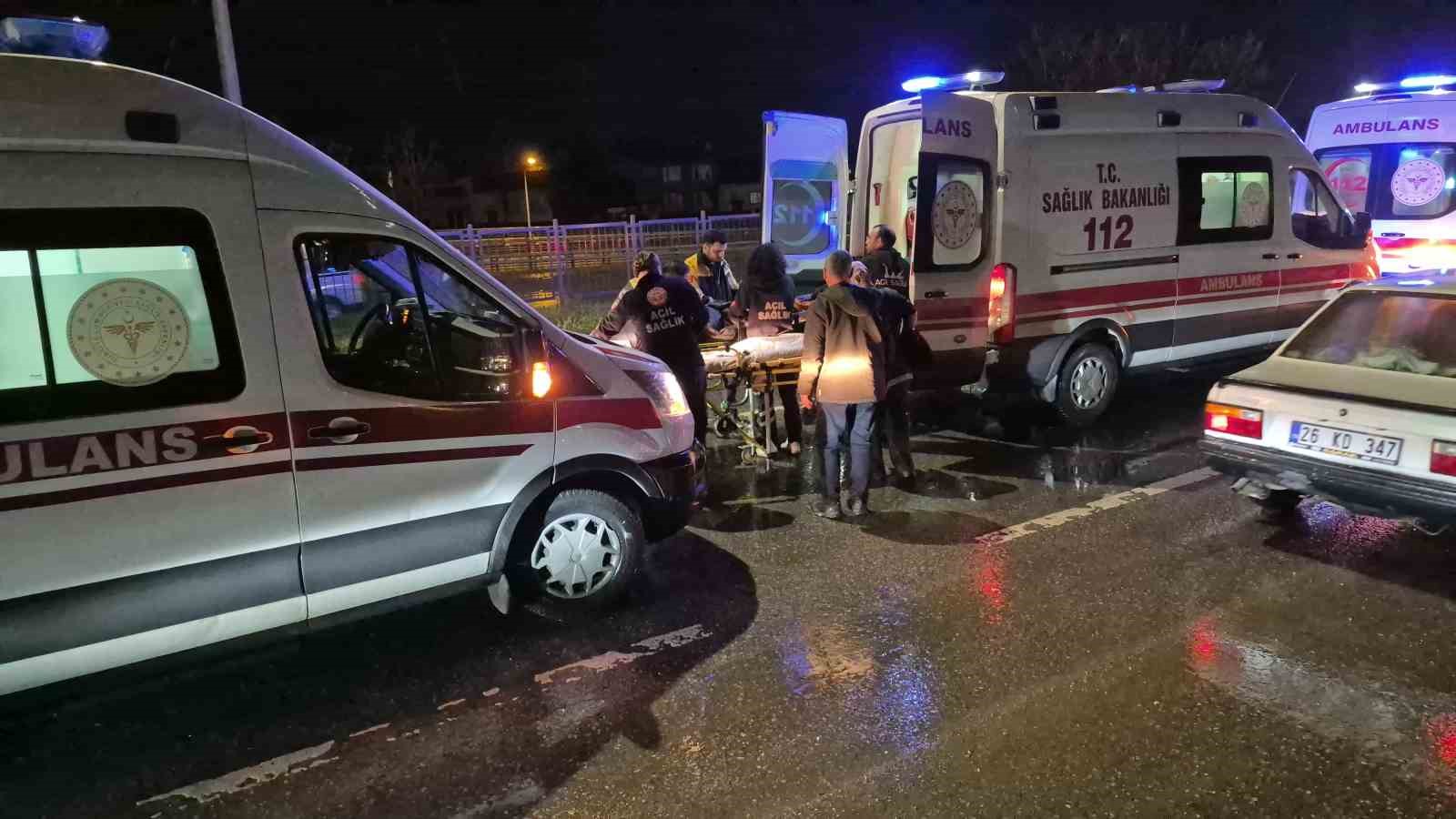 Eskişehir’de zincirleme trafik kazası: 4 yaralı
