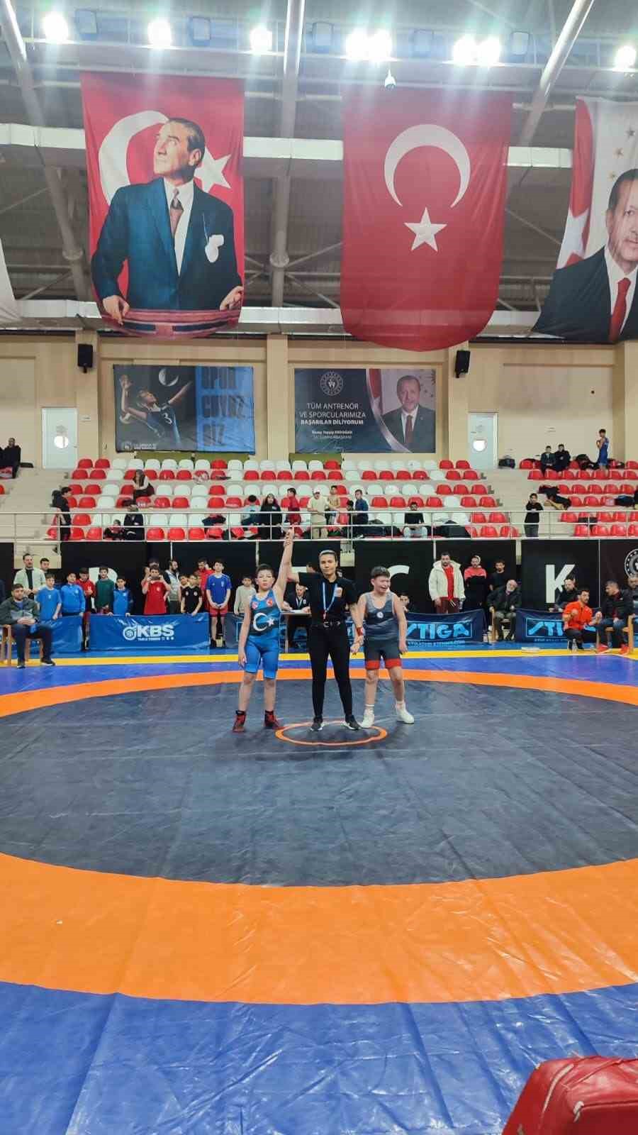 Eskişehirli minik judocular Bilecik’ten dereceyle döndü
