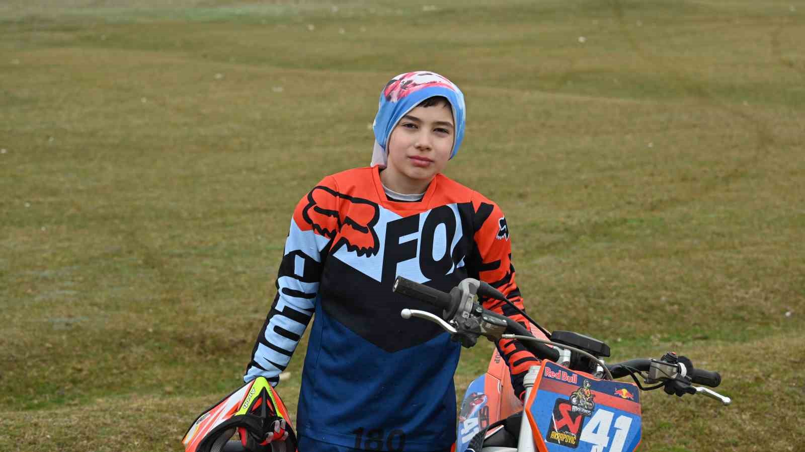 Eskişehirli motosikletçilerin pist talebi
