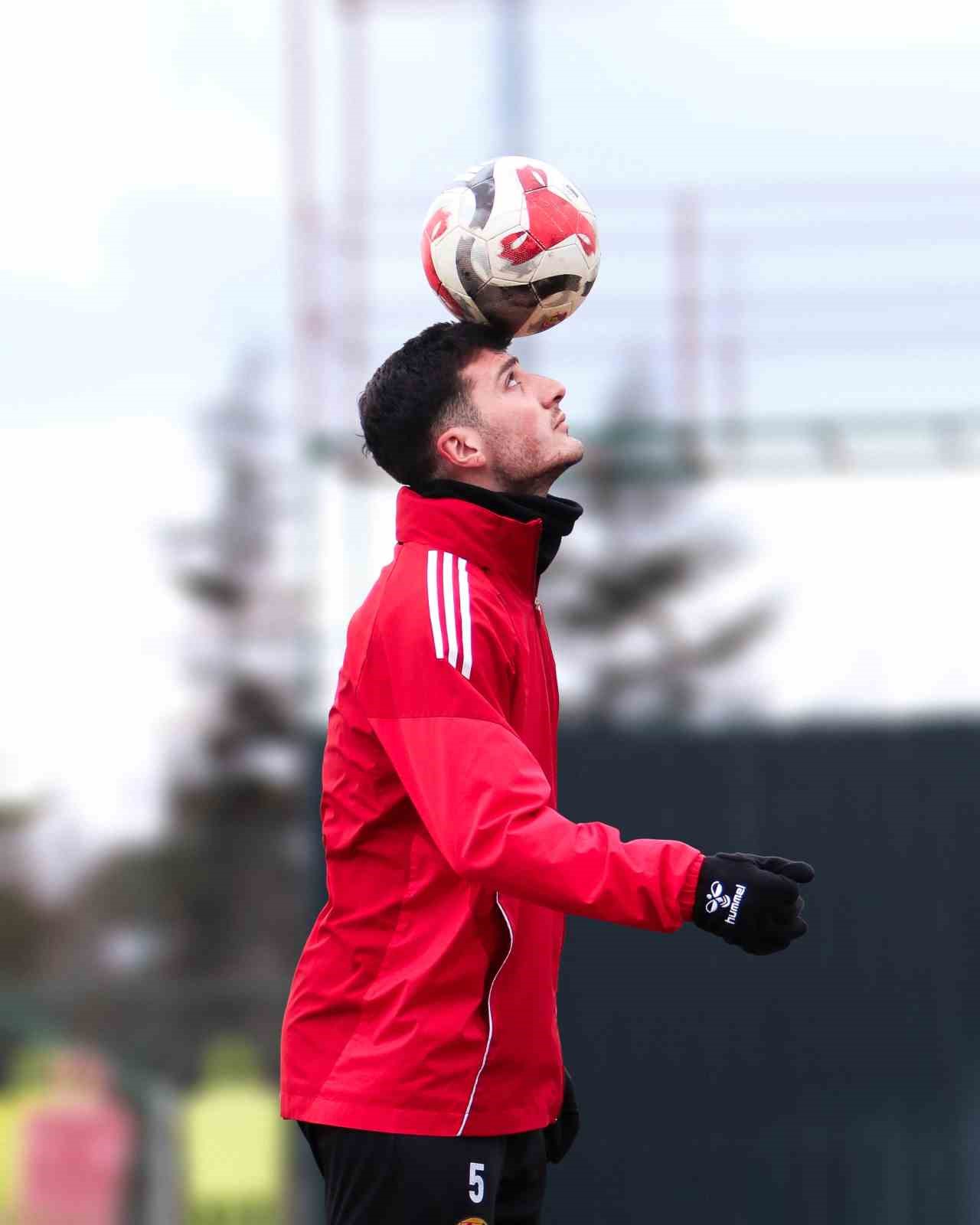 Eskişehirspor Tire 2021 FK maçı için hazırlıklarını sürdürüyor
