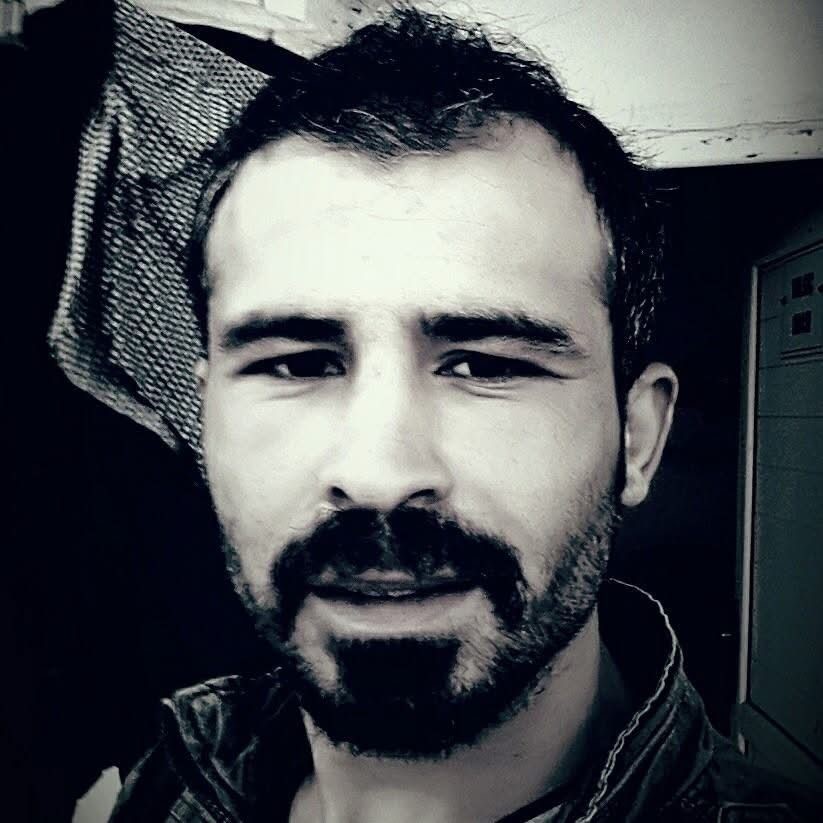 Esnaf iş yerinde ölü bulundu
