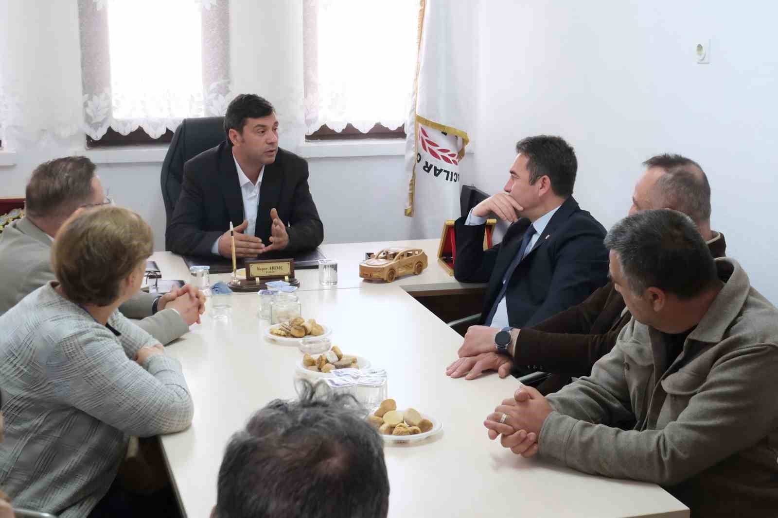 Esnaf odalarına hayırlı olsun ziyareti
