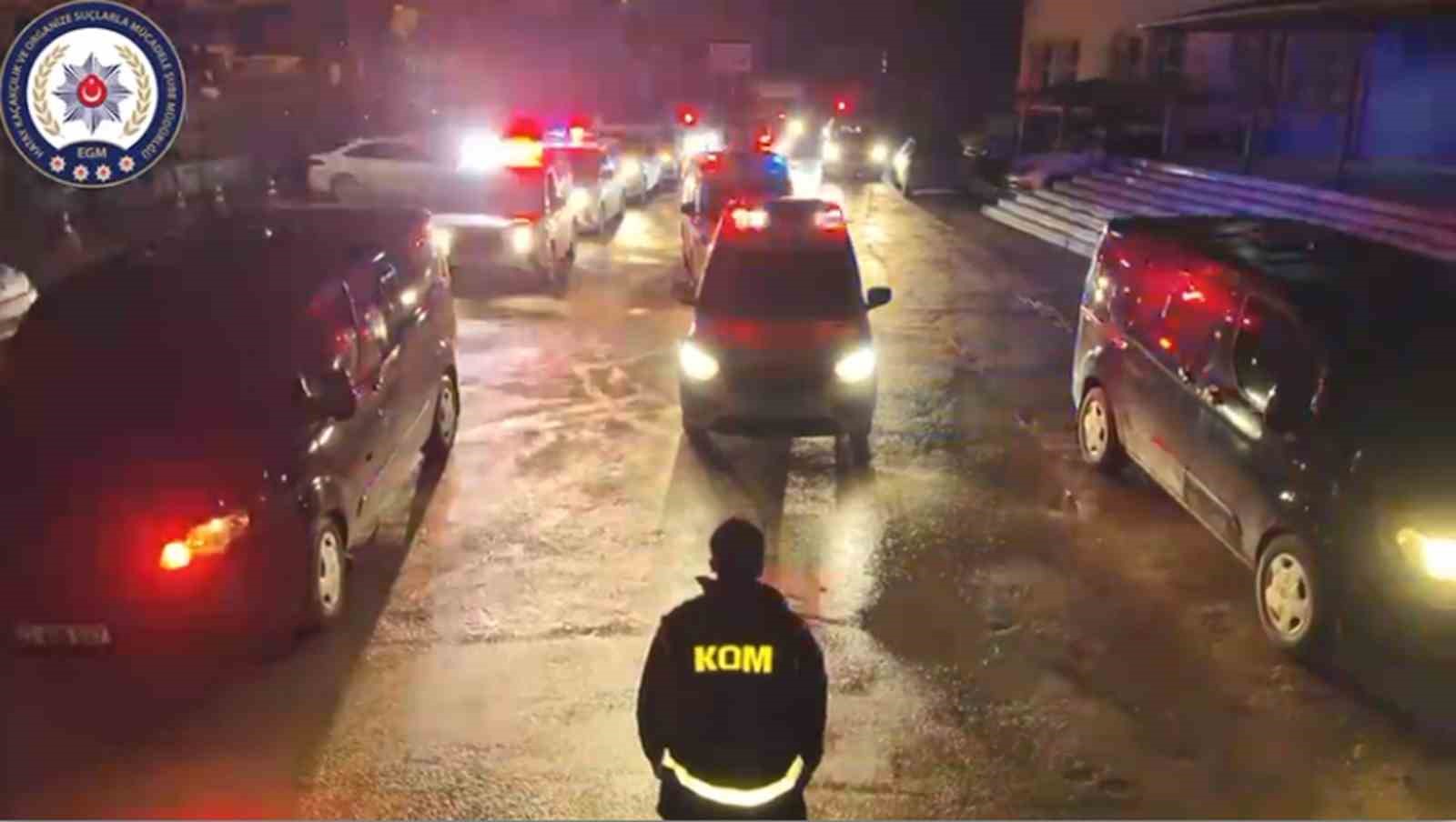 Esnafı haraca bağlayan ’Dönmezler’ suç örgütüne operasyon
