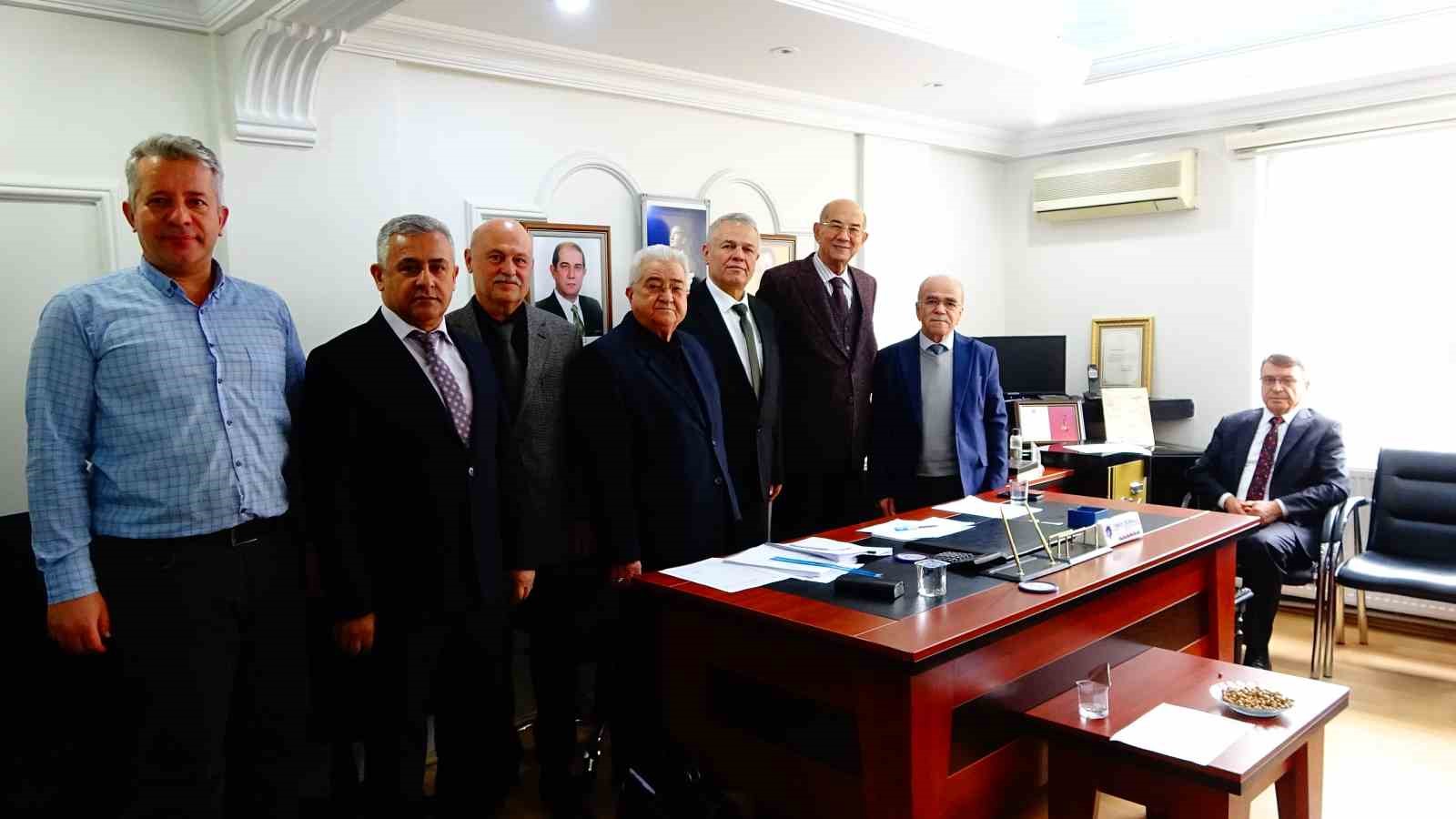 Esnafın kredi talepleri Tavşanlı’daki bölge toplantısında masaya yatırıldı
