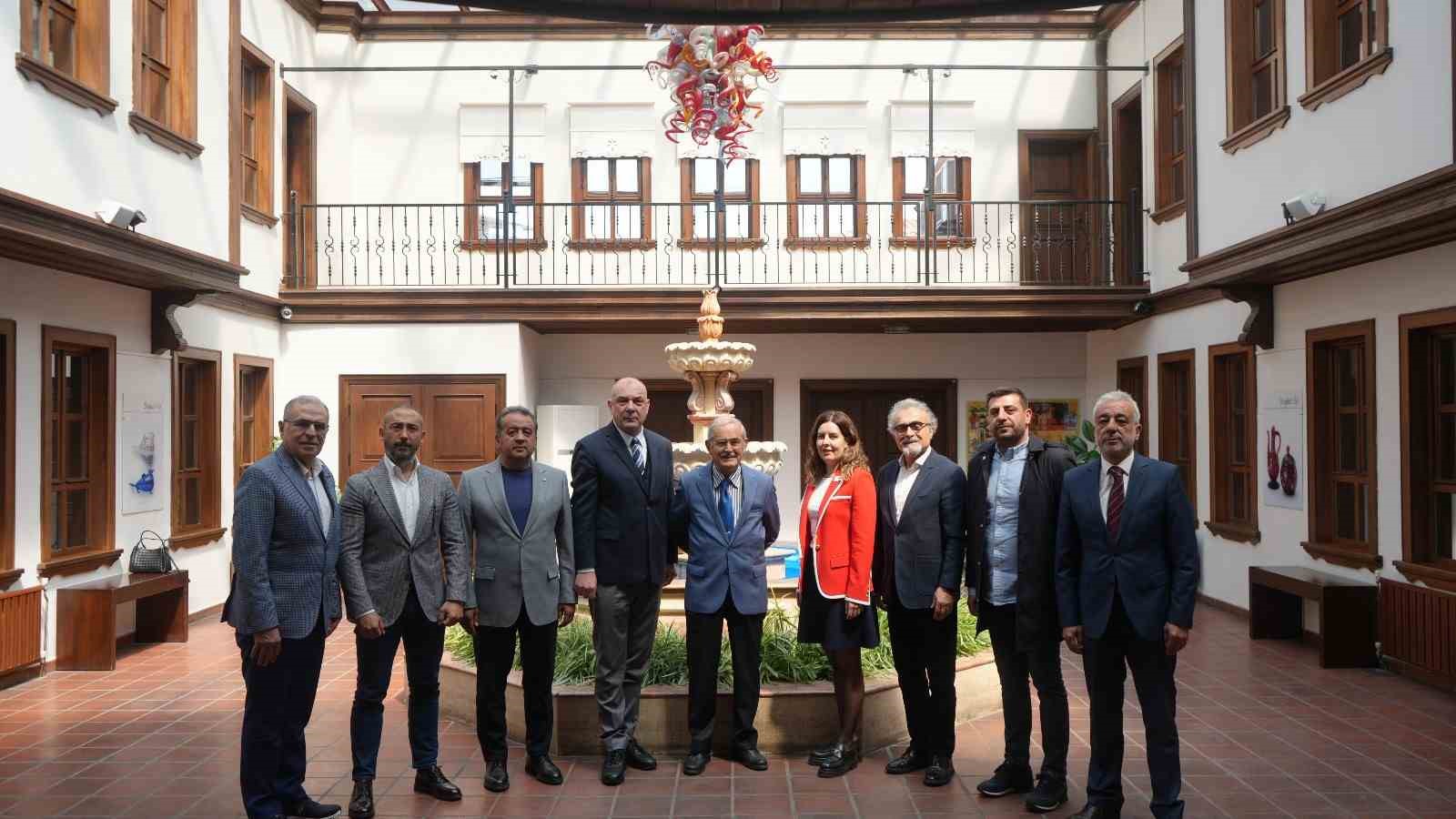 ESO Başkanı Kesikbaş: "Eskişehir’in başarısı, kent ve sanayinin ortak hikâyesidir"
ESO Başkanı Kesikbaş: "Eskişehir’in başarısı, kent ve sanayinin ortak hikâyesidir"