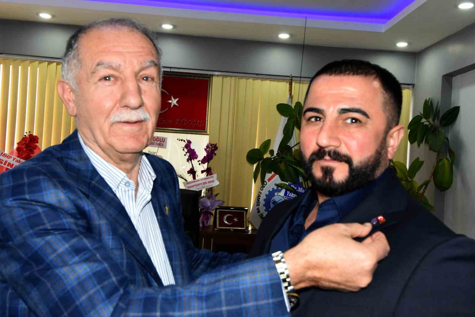 ESOB’dan Oto Tamir ve İmalatçıları Odası Başkanı Akdoğan’a tebrik ziyareti
ESOB’dan Oto Tamir ve İmalatçıları Odası Başkanı Akdoğan’a tebrik ziyareti