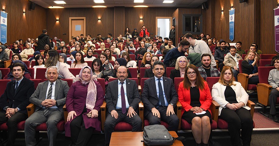 ETÜ’de 14 Mart Tıp Bayramında "Sağlıkta vefa ve etik" paneli
