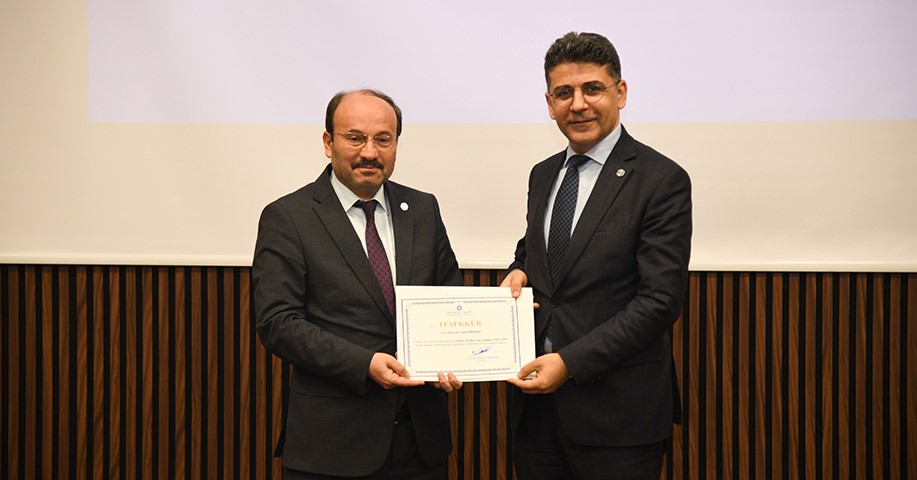 ETÜ’de 14 Mart Tıp Bayramında "Sağlıkta vefa ve etik" paneli
