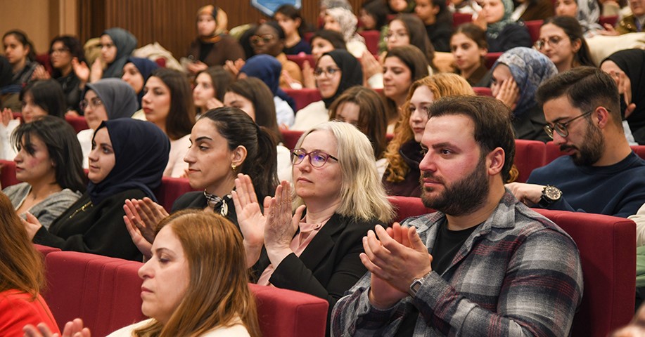 ETÜ’de 14 Mart Tıp Bayramında "Sağlıkta vefa ve etik" paneli
