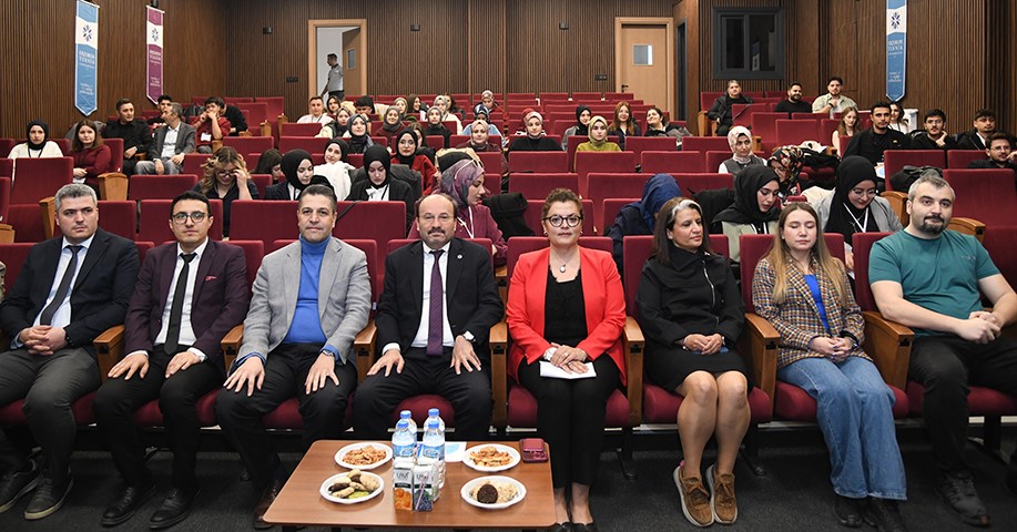 ETÜ’de fizyoterapi ve rehabilitasyon alanındaki güncel yaklaşımlar konuşuldu
