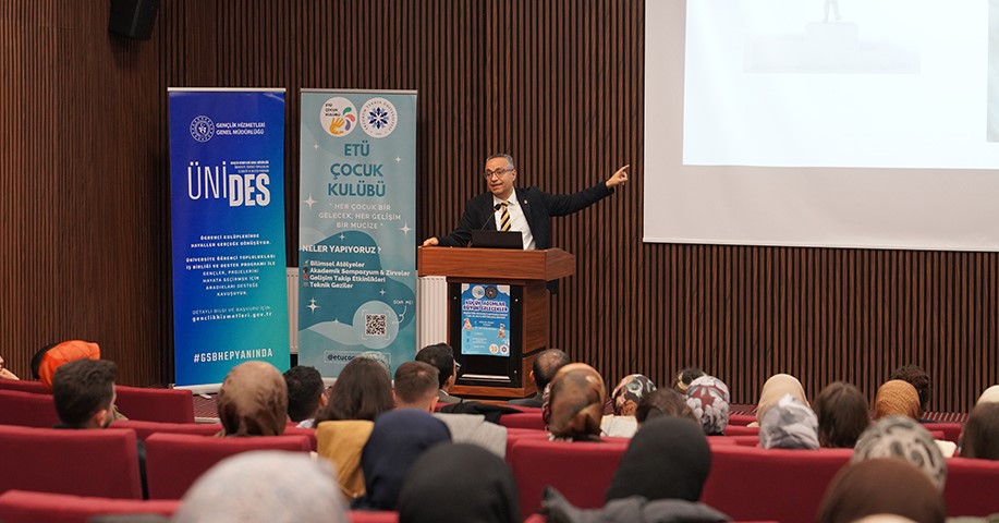 ETÜ’de pediatrik rehabilitasyonda erken müdahale ele alındı
