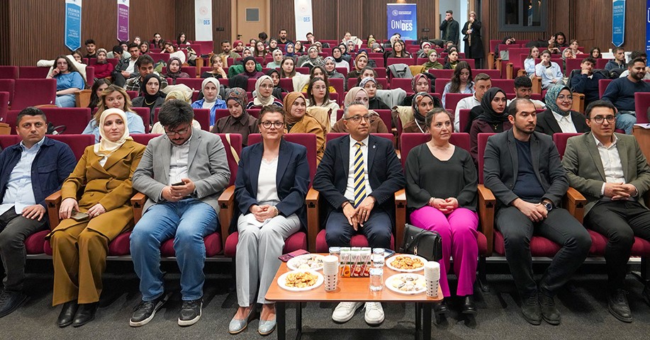 ETÜ’de pediatrik rehabilitasyonda erken müdahale ele alındı
