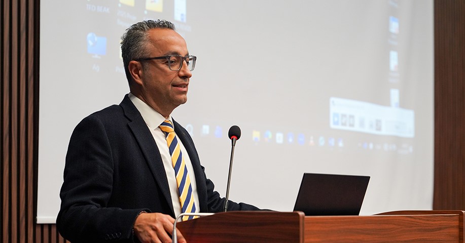 ETÜ’de pediatrik rehabilitasyonda erken müdahale ele alındı
