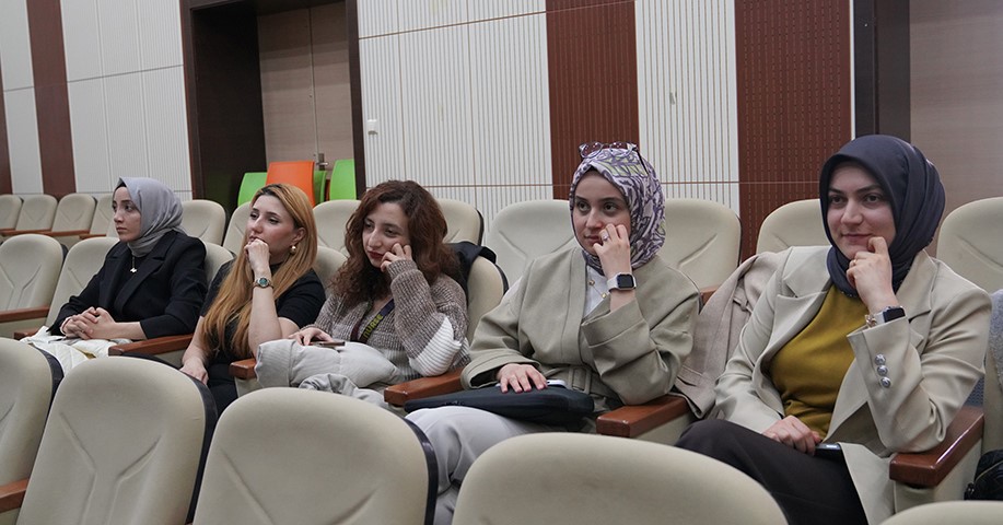 ETÜ’de "Yükseköğretimde Ölçme ve Değerlendirme" eğitim programı gerçekleştirildi
