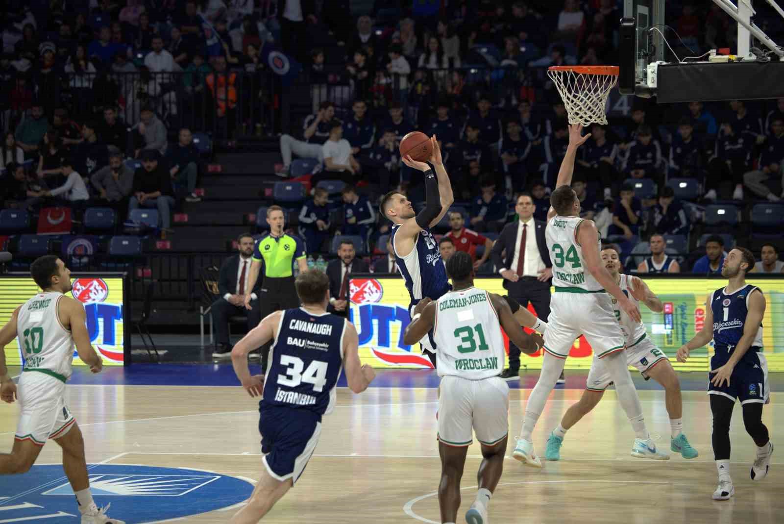 Eurocup: Bahçeşehir Koleji: 80 - Slask Wroclaw: 82
