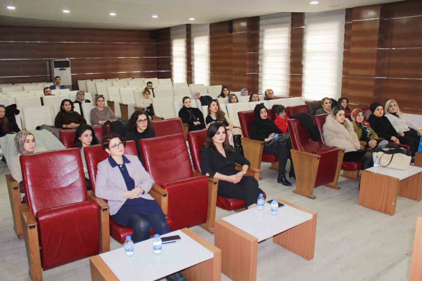 ’Ev Eksenli Çalışma ve Dijital Girişimcilik Eğitimleri’ tamamlandı
