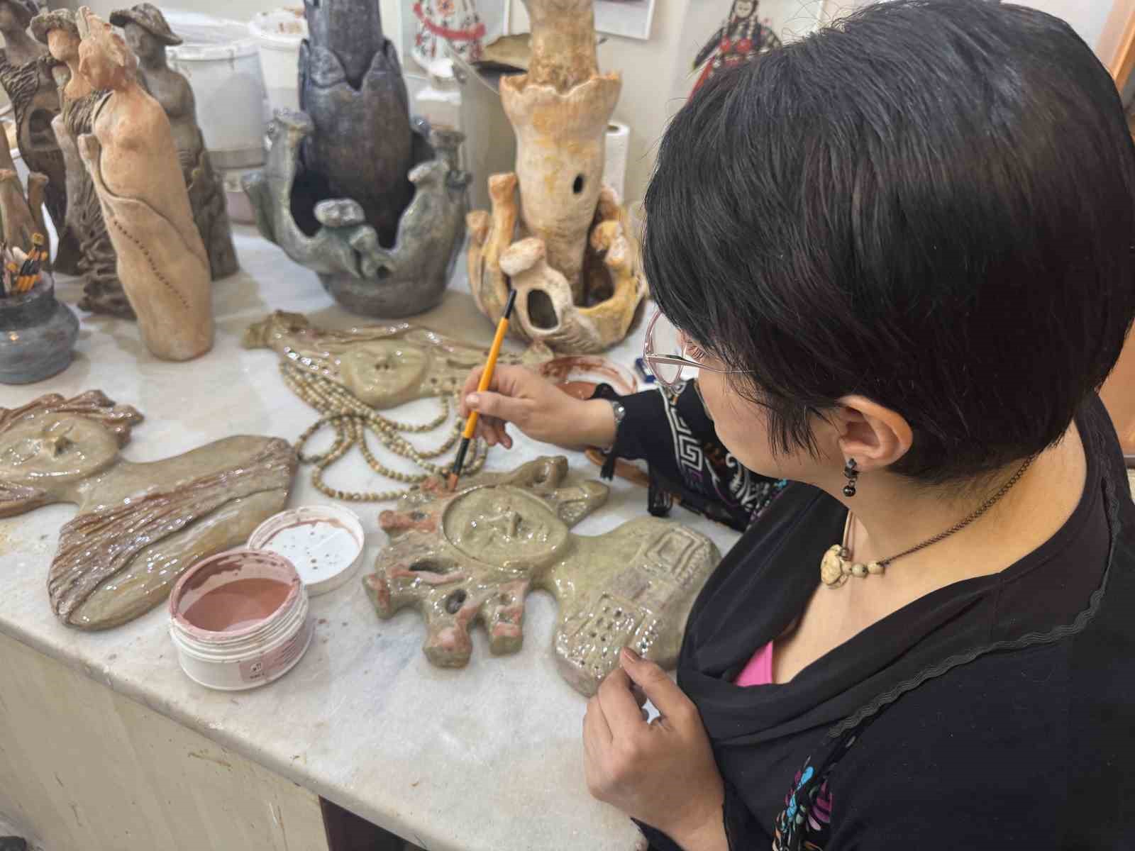 Evde sanat atölyesi
