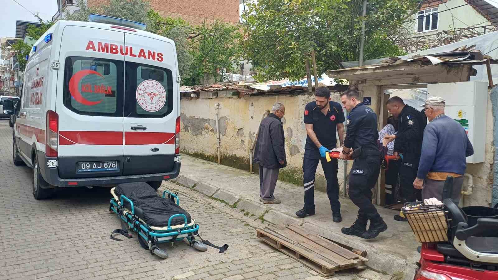 Evin bahçesinde düşen yaşlı kadın için ekipler seferber oldu
