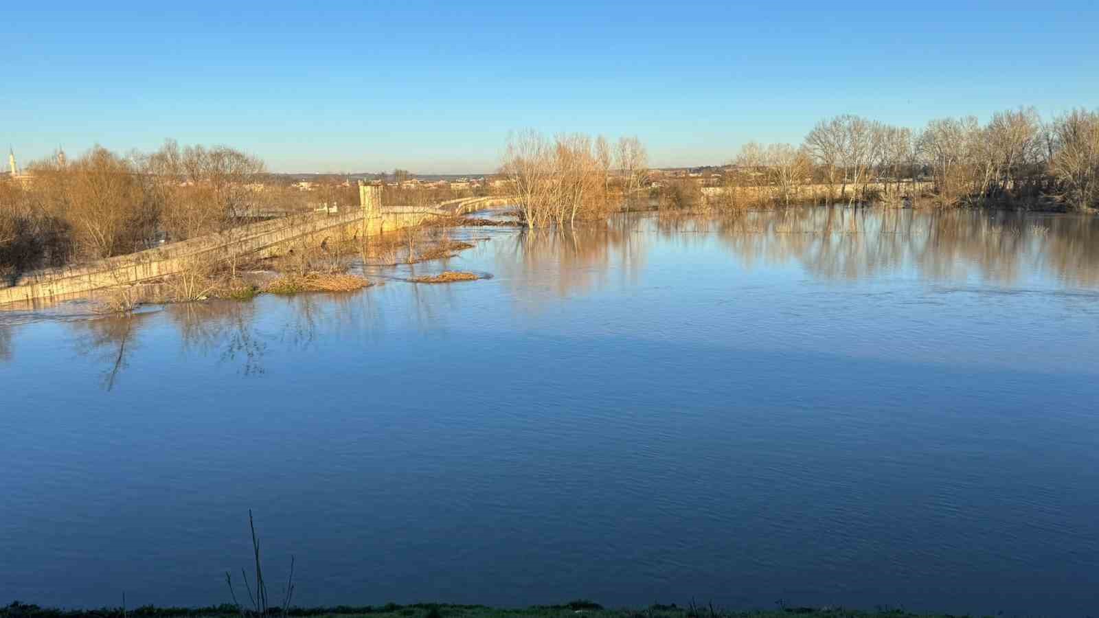 Evliya Kasım Paşa Camii şantiyesi sular altında
