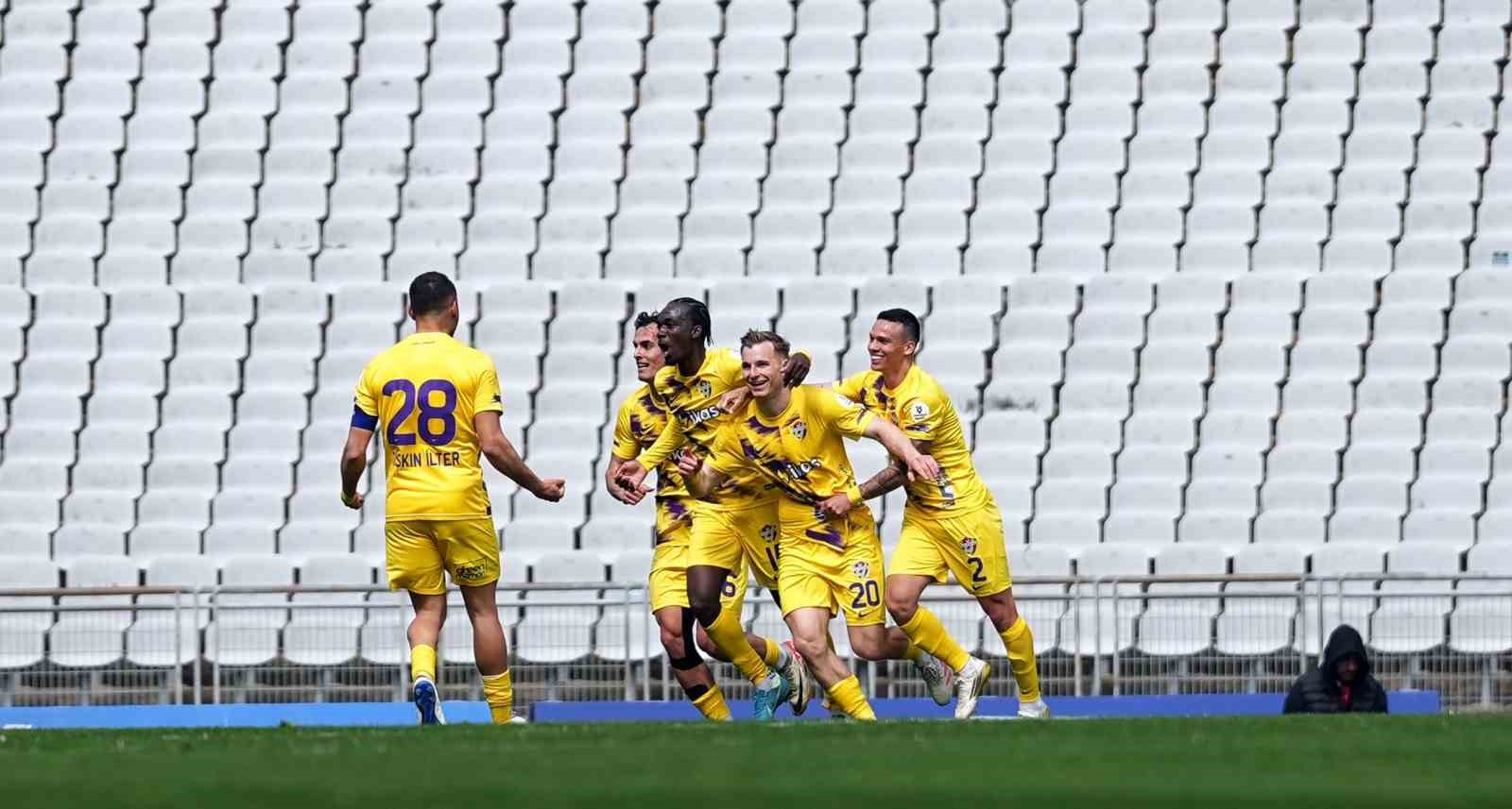 Eyüpspor’dan ligde kalma yolunda kritik galibiyet
