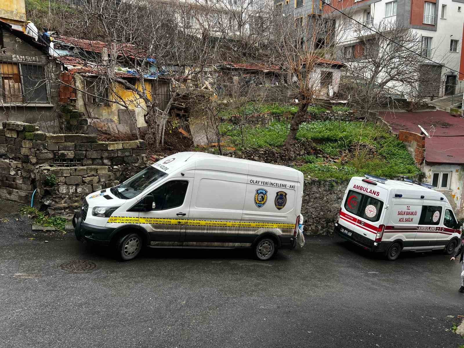 Eyüpsultan’da gecekonduda çıkan yangında 1 kişi hayatını kaybetti, 1 kişi yaralandı
