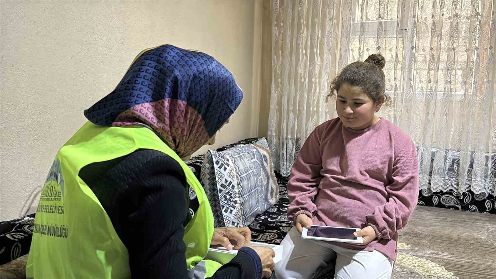 Eyyübiye’de 25 bin aileye yardım kolisi
