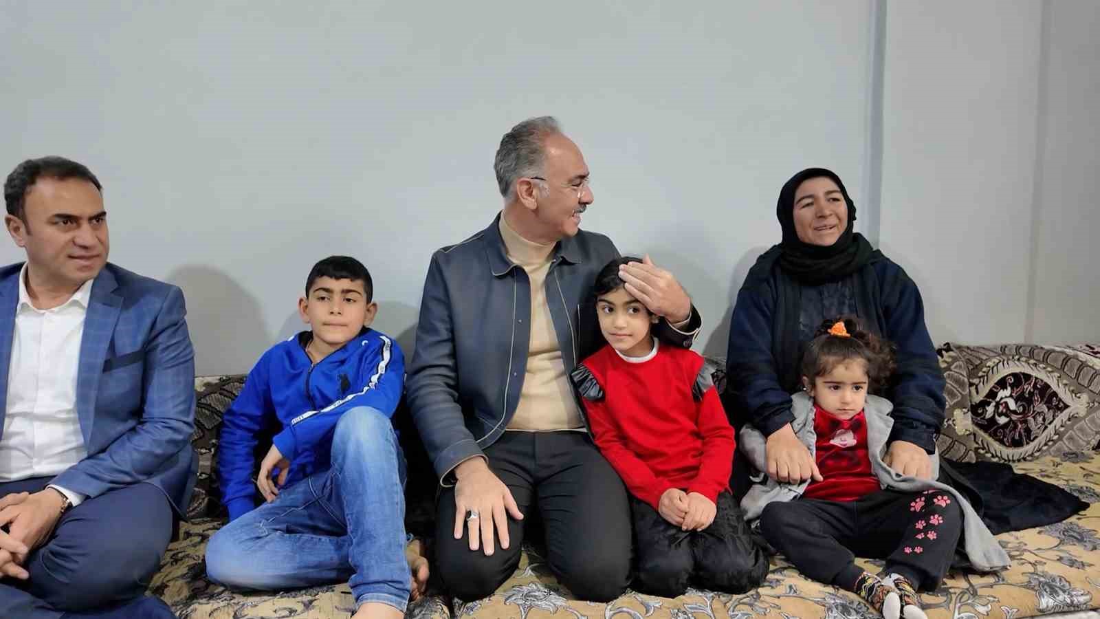 Eyyübiye’de yetimin yüzü güldü
