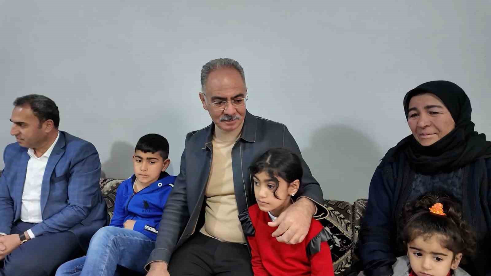 Eyyübiye’de yetimin yüzü güldü
