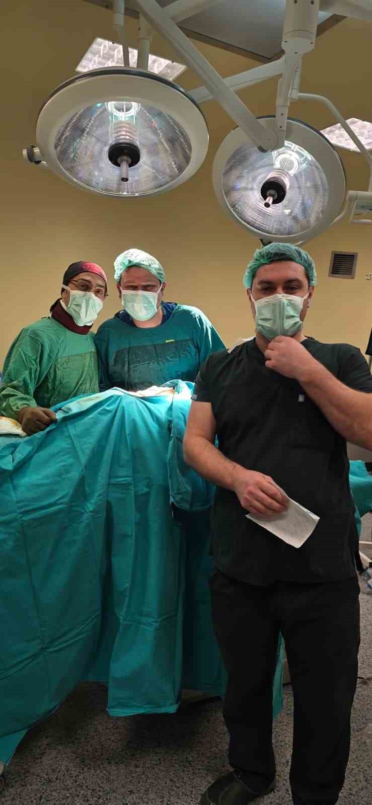 Ezine’de bel fıtığına ameliyatsız modern tedavi
