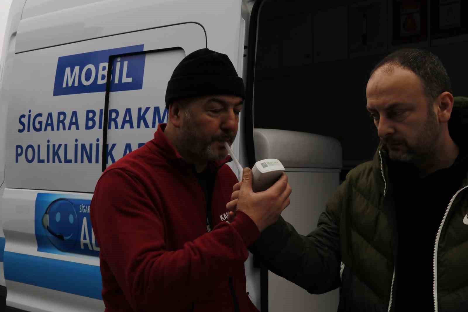 Fabrikalar sağlık merkezine dönüştü, hastaneye gitmeye gerek kalmadı
