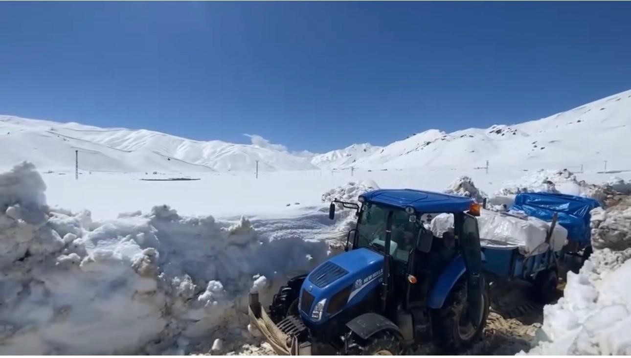 Faraşin Yaylası’nda göçerlerin zorlu dönüşü: Karı hesaba katmayınca mahsur kaldılar
