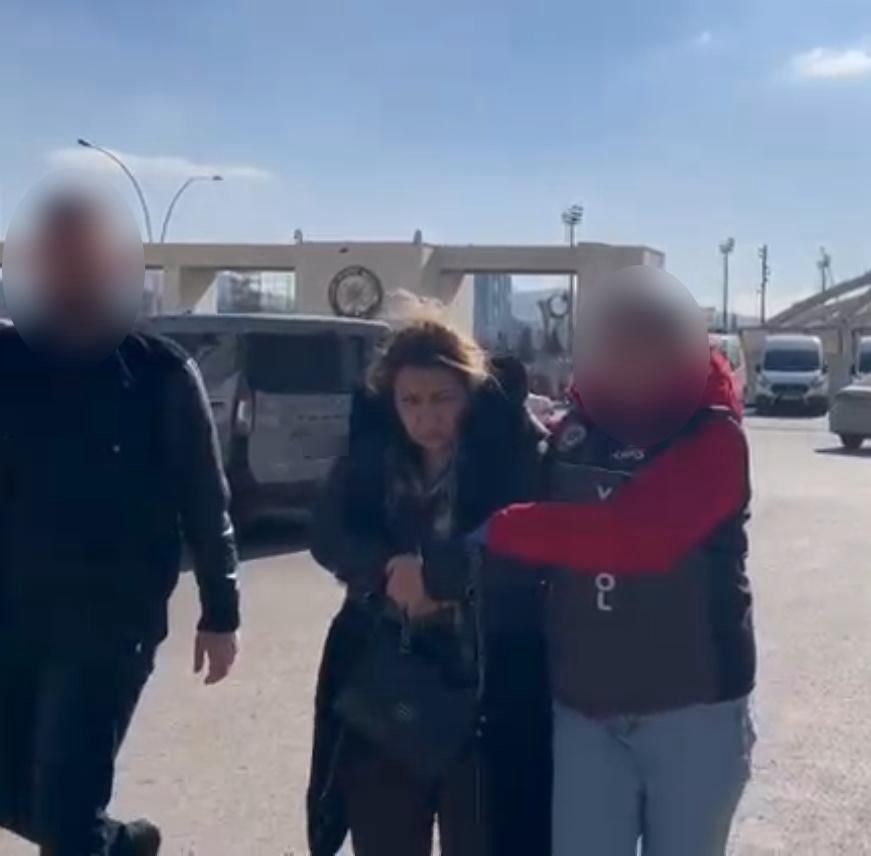 Farklı unvanlarla vatandaşları dolandıran kadın tutuklandı
