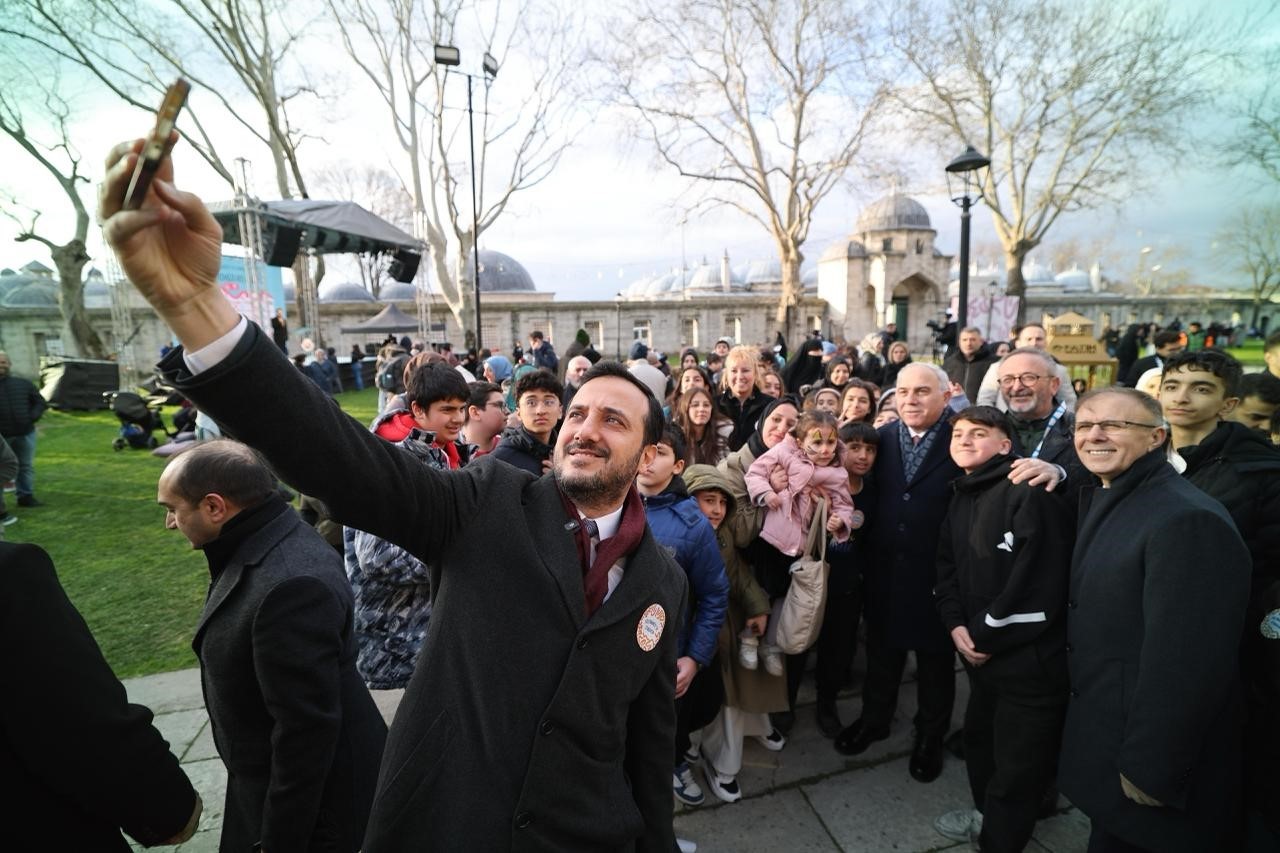 Fatih Belediyesinden anlamlı etkinlik: Çocuklar ve aileler Ramazan ruhunu doyasıya yaşadı
