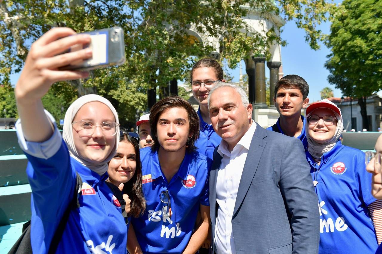 Fatih Belediyesi’nden gençlere kültür köprüsü: Gönüllü Turizm Elçileri başvuruları başladı

