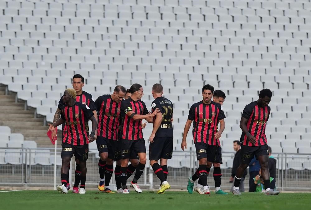 Fatih Karagümrük, 4 futbolcuyla yollarını ayırdı
