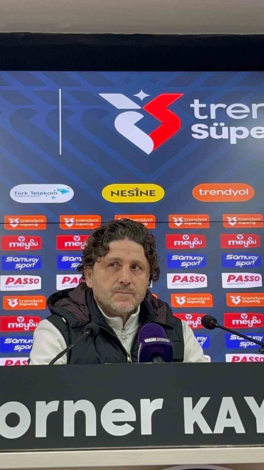 Fatih Tekke: "Kazanmamız gereken bir maçı kazandık"
