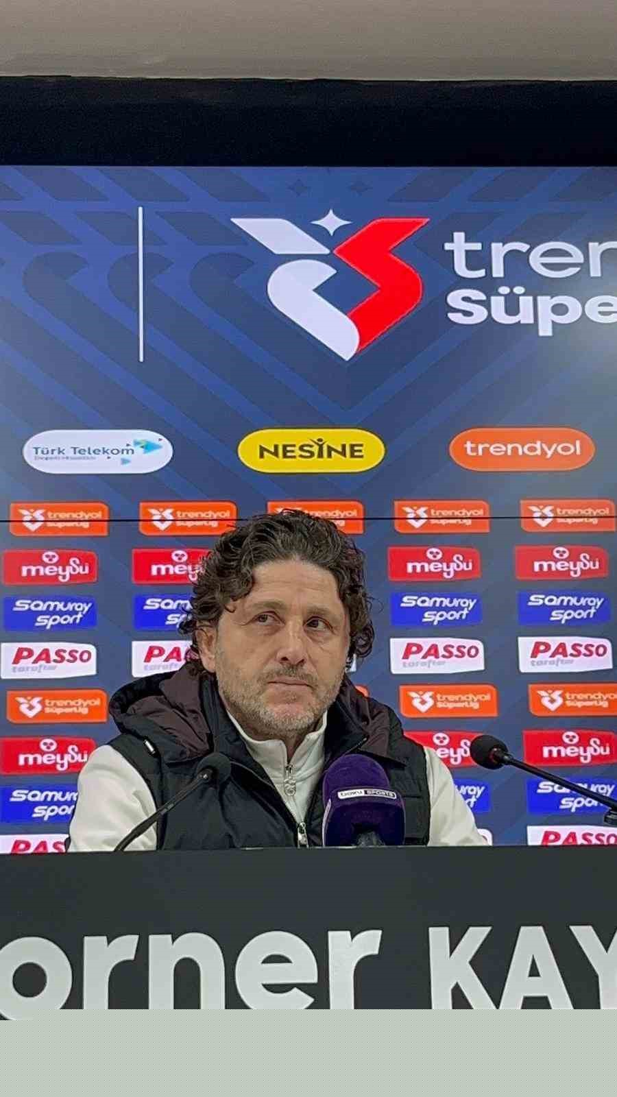 Fatih Tekke: "Kazanmamız gereken bir maçı kazandık"
