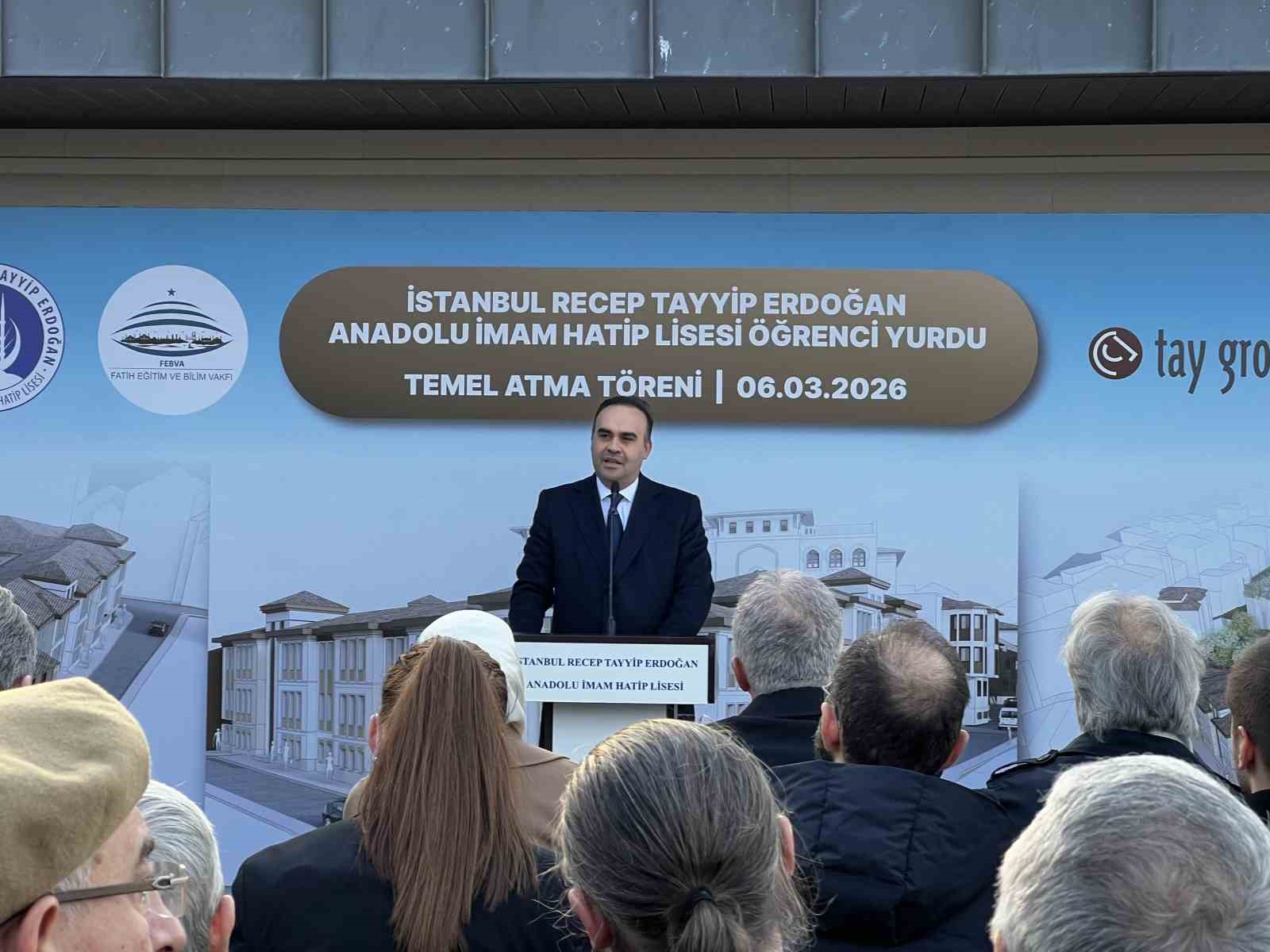 Fatih’te ‘Recep Tayyip Erdoğan Anadolu İmam Hatip Lisesi Öğrenci Yurdu’nun temeli atıldı
