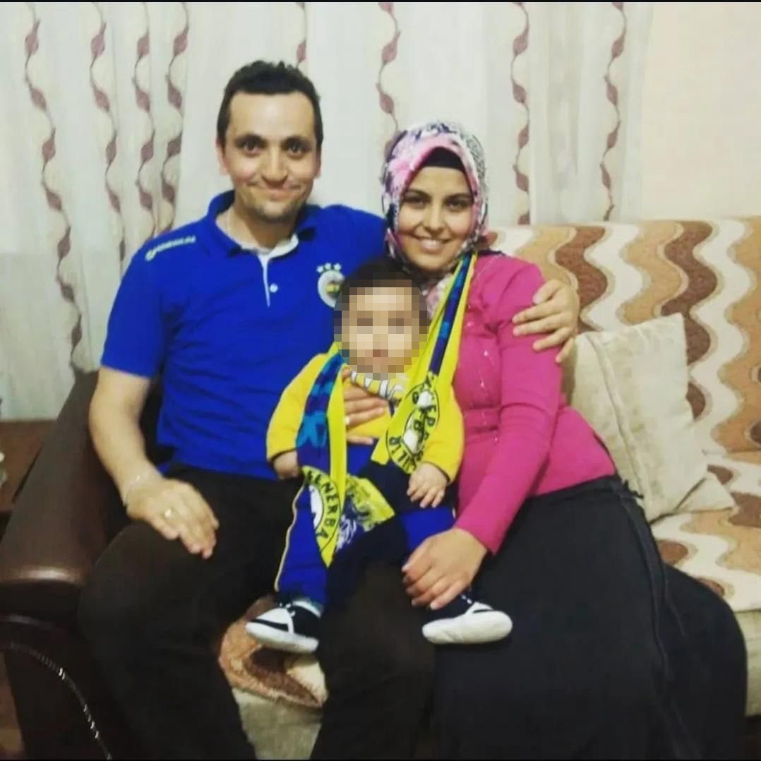 Feci kazada ölen karı koca yan yana toprağa verildi
