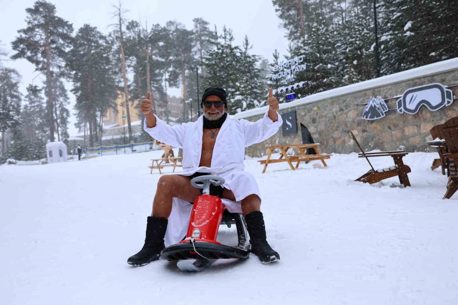 Fedon, "Kristal Karlar Diyarı"nda 2026’ya merhaba diyecek
