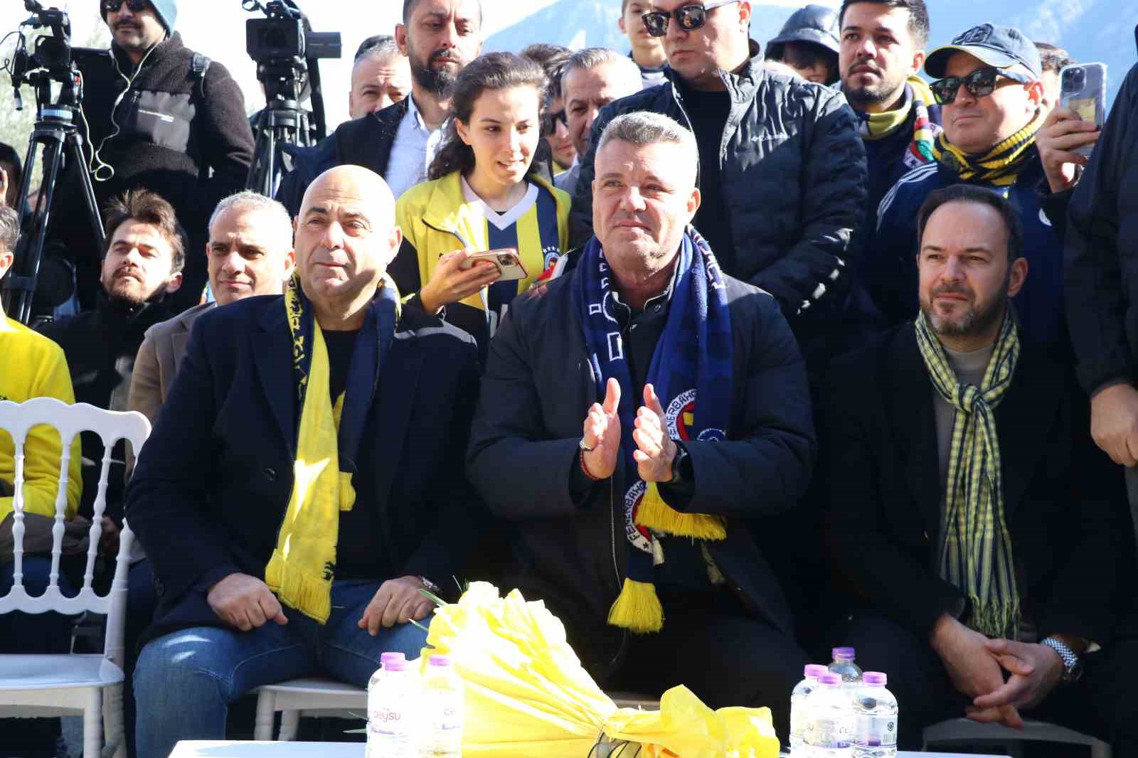 Fenerbahçe Başkanı Saran, Alanya’da kütüphane açılışına katıldı
