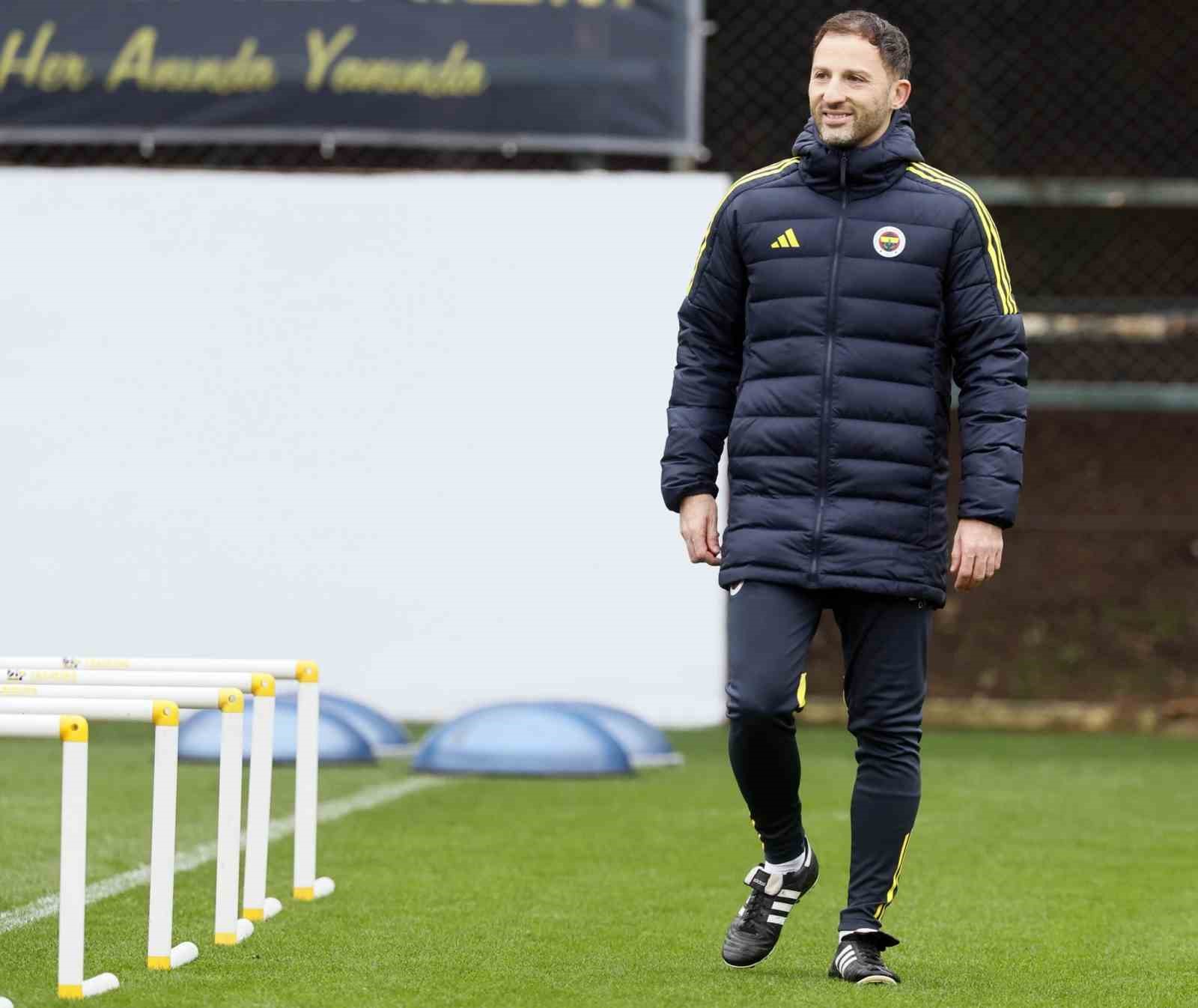 Fenerbahçe, Corendon Alanyaspor maçı hazırlıklarına başladı
