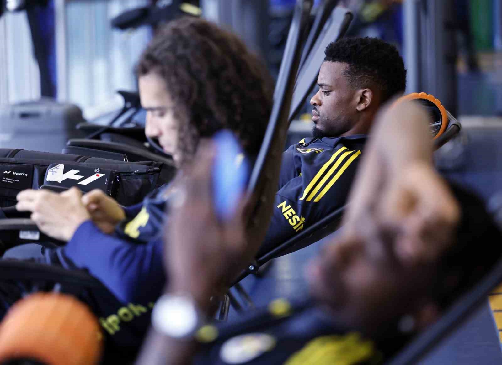 Fenerbahçe, Göztepe maçı hazırlıklarına başladı
