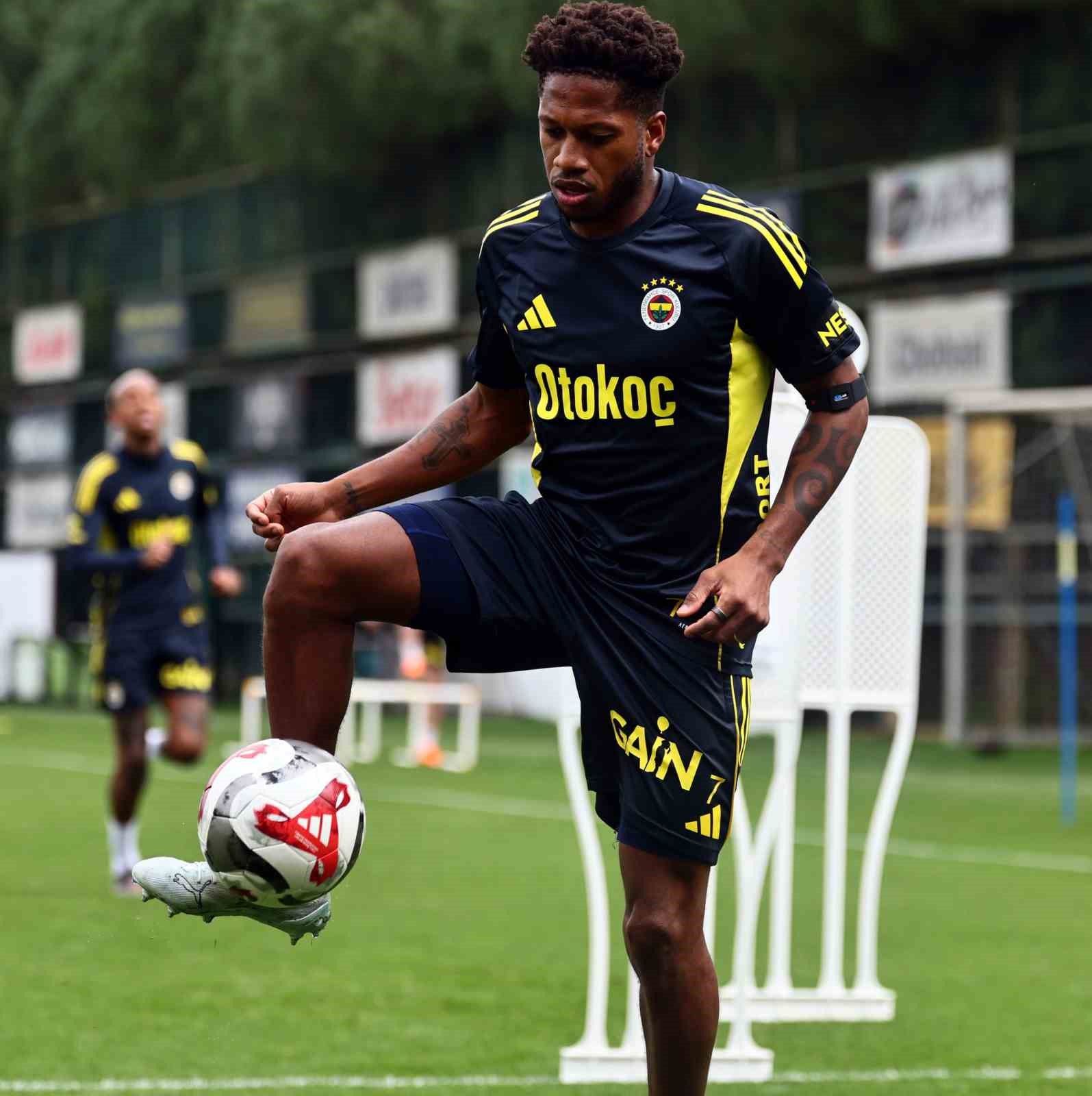 Fenerbahçe, Kayserispor maçı hazırlıklarını sürdürdü
