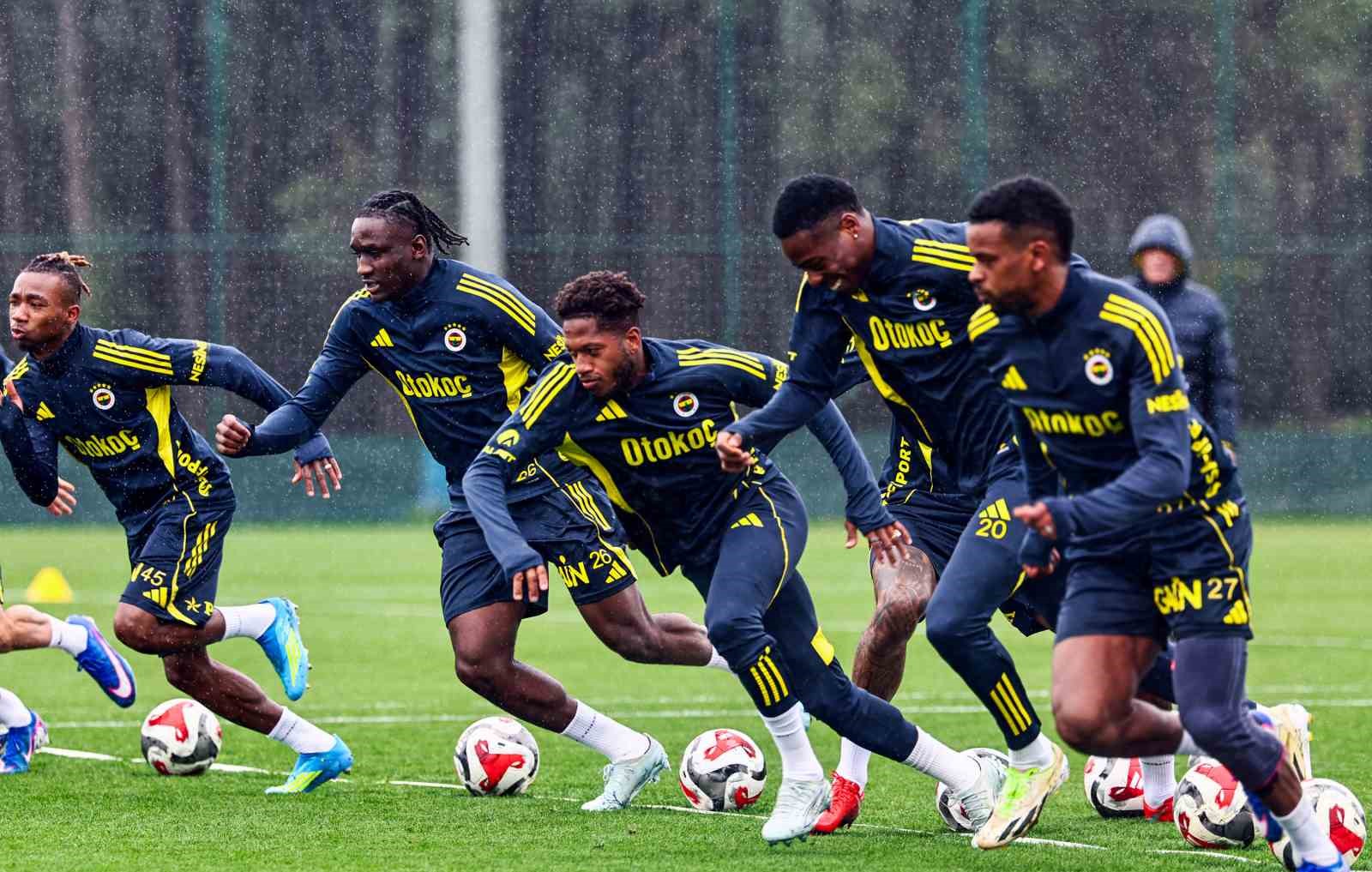 Fenerbahçe, Kayserispor maçı hazırlıklarını tamamladı
