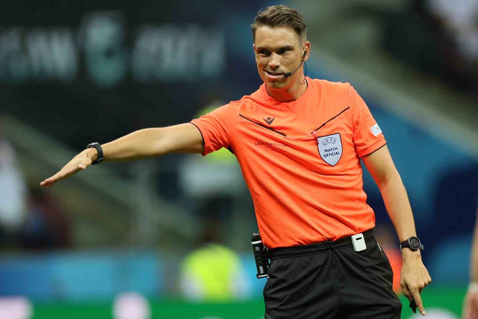 Fenerbahçe - Nottingham Forest maçının hakemi Sandro Scharer oldu
