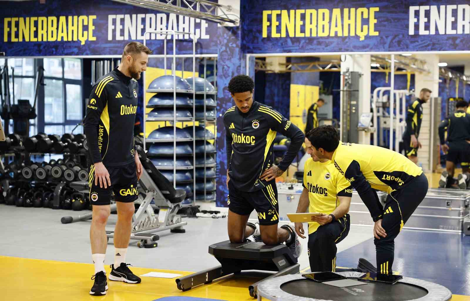 Fenerbahçe, Samsunspor maçı hazırlıklarına başladı
